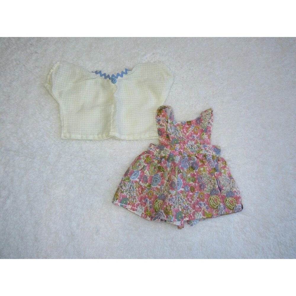1980s Doll Clothing Outfits Lot Boys Girls Unisex Accessories Vintage No Brand